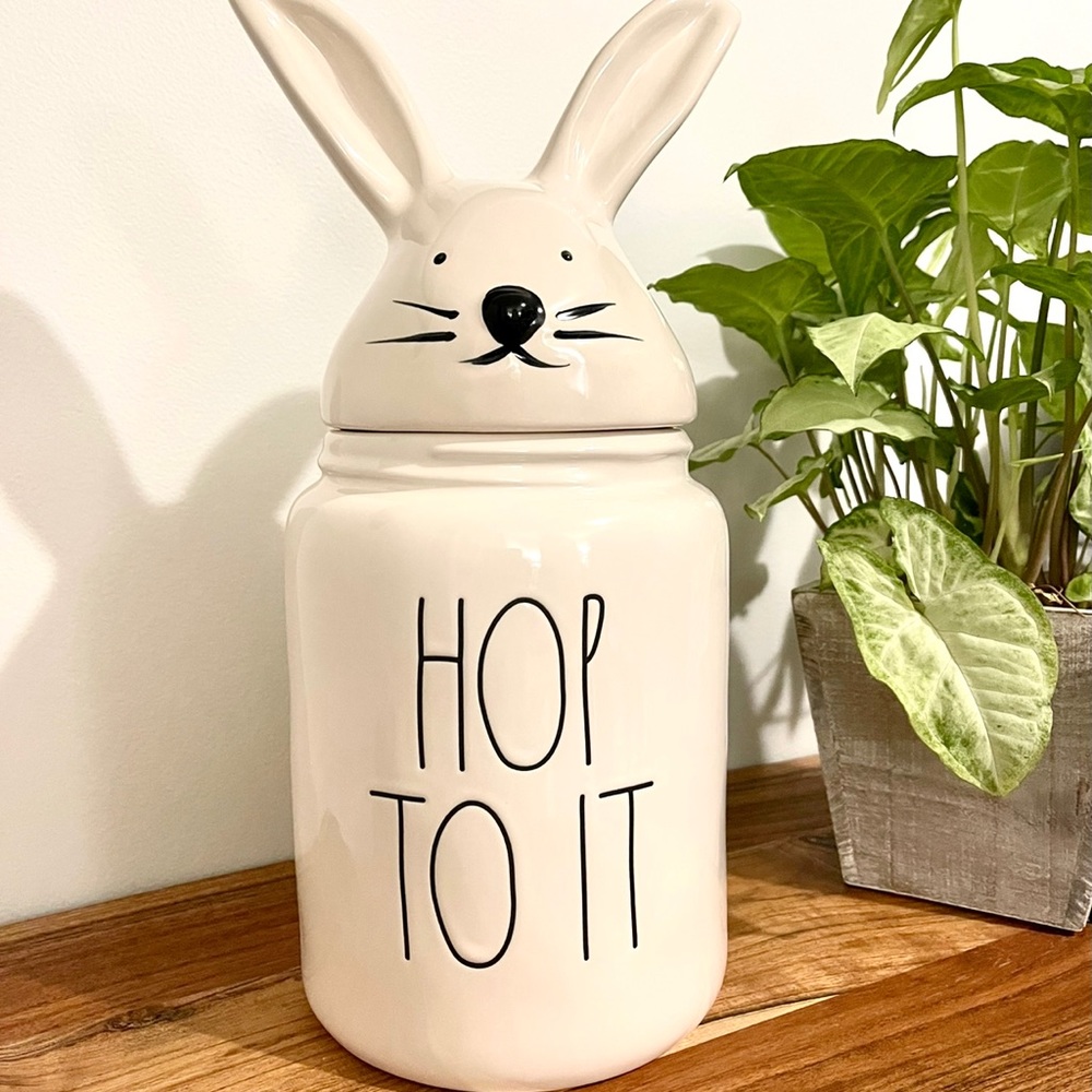 Rae Dunn large canister